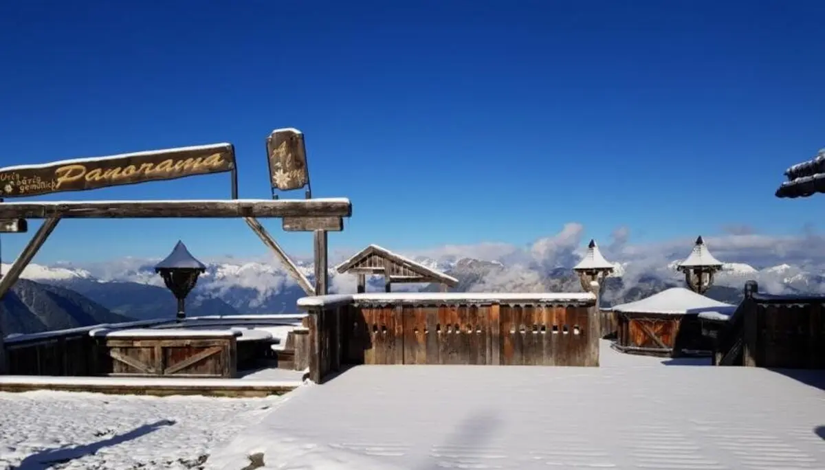 Bielefelder Hütte Terasse | © DAV Sektion Bielefeld